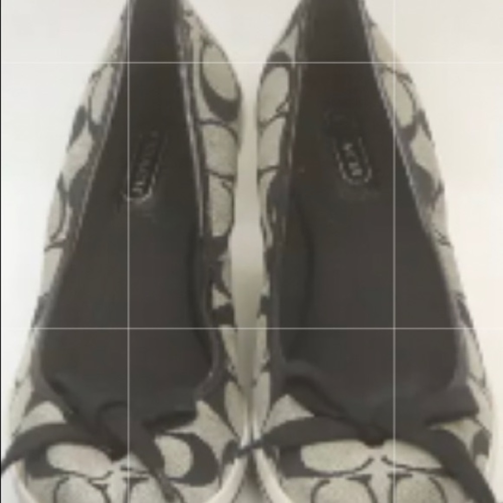 Coach Women's Diaz Classic Print Bow Wedge Heels Shoes 6B Black - Picture 7 of 7